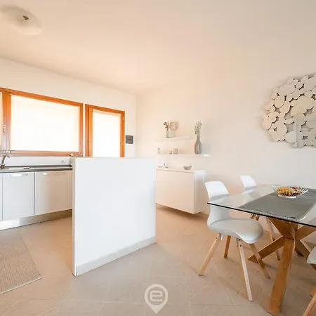 Apartment Eden Seaview Retreat Is Molas