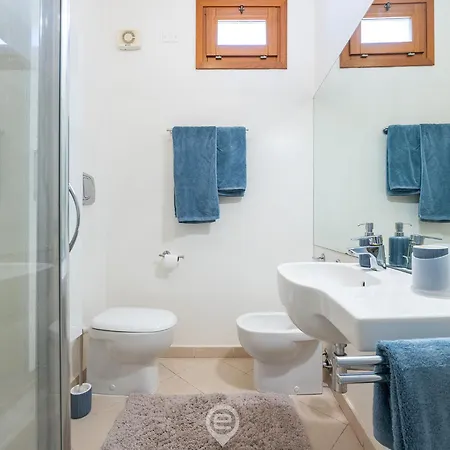 Apartment Eden Seaview Retreat *