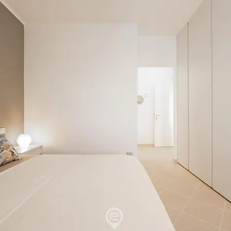 Eden Seaview Retreat Apartment *